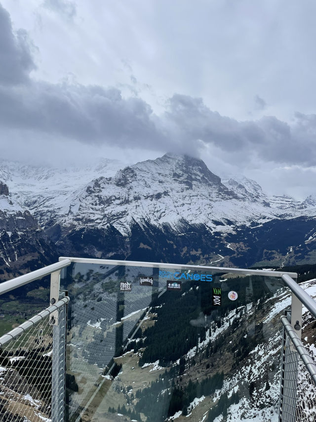 【瑞士世一雪景：極美的景色，讓人流連忘返】