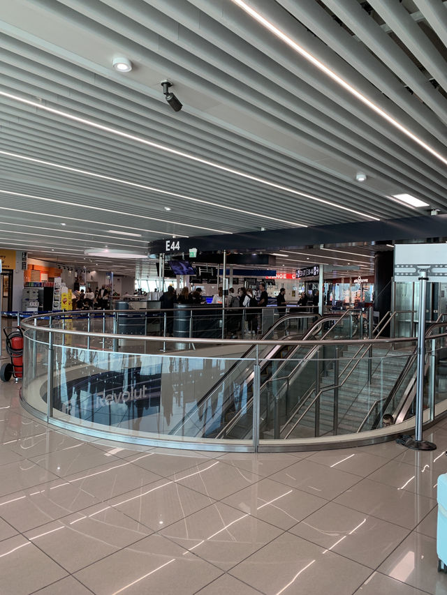 Super Exciting - Leonard da Vinci Airport
