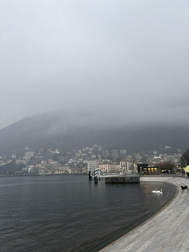 Lake Como by train from Milan