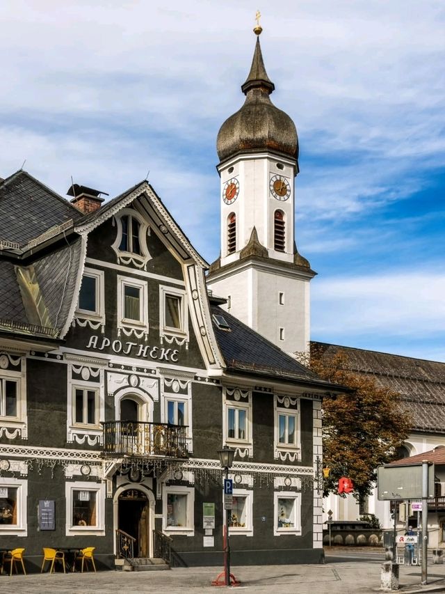 🏔 Garmisch-Partenkirchen: Where Bavarian Charm Meets Alpine Majesty 🌲🇩🇪