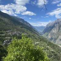 🐅 Trek to Tiger Leaping Gorge 🐅 