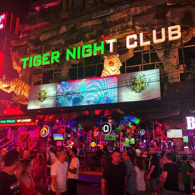 Bangla Road: Where Nightlife Comes Alive!