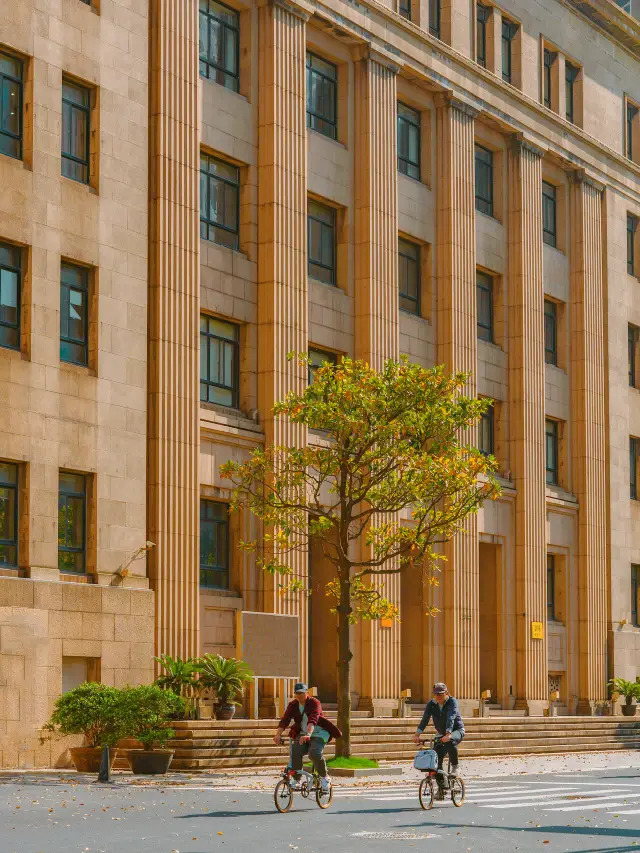 Shanghai's Most Endearing Street—Huangpu Road