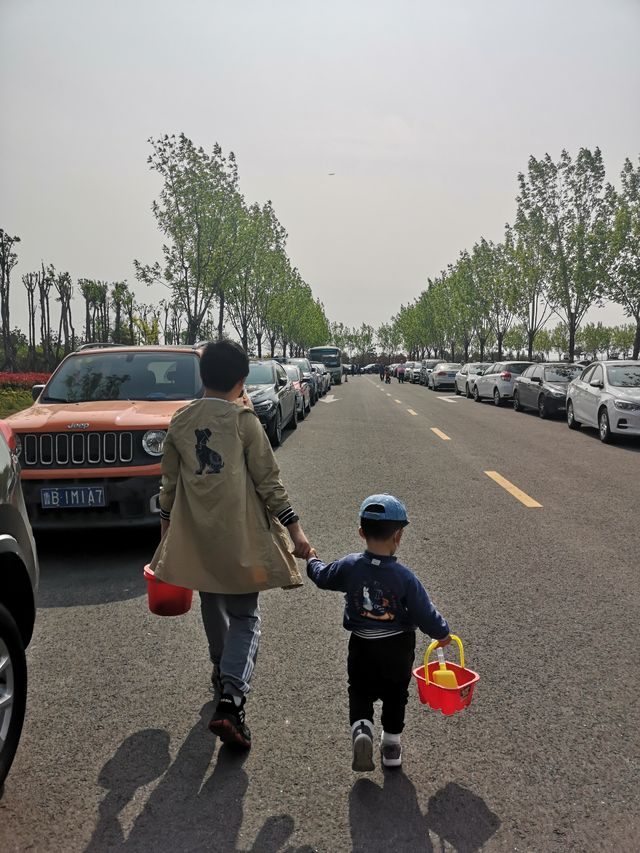 周末親子遊好地方，露營燒烤趕海都可以！