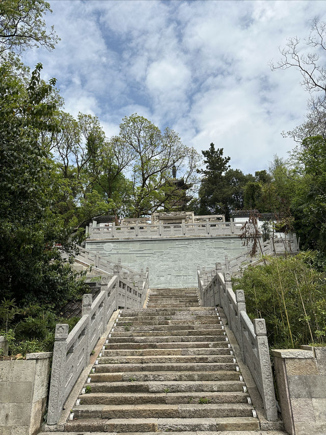 中國寶塔——-紹興塔山之應天塔