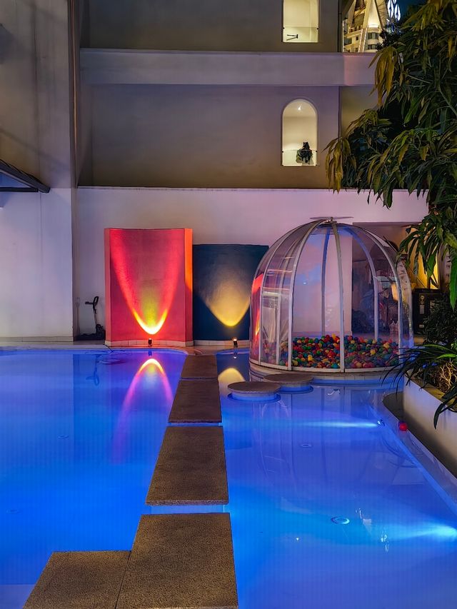 告訴大家！我找到了一家有恒溫泳池的度假酒店！