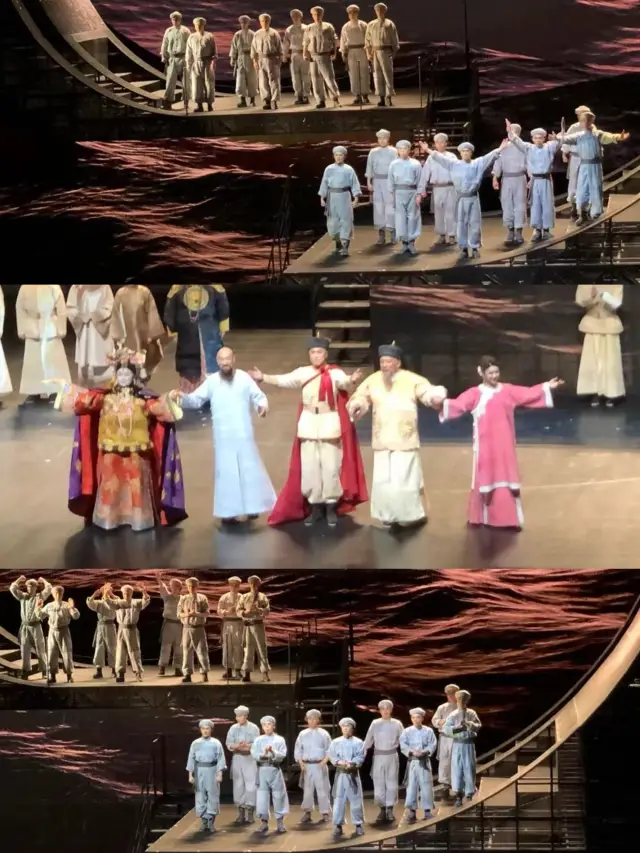 The National Grand Theater's original drama 【Deng Shichang】 is now playing!