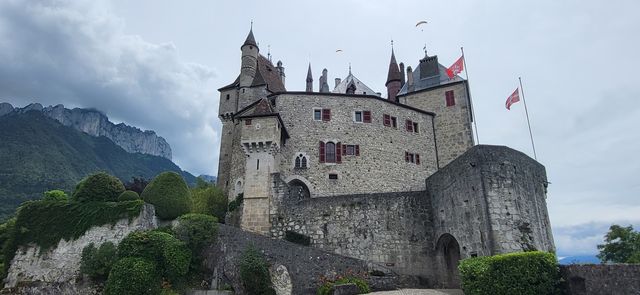 被作家雨果讚譽為法國最美小鎮的安納西Annecy