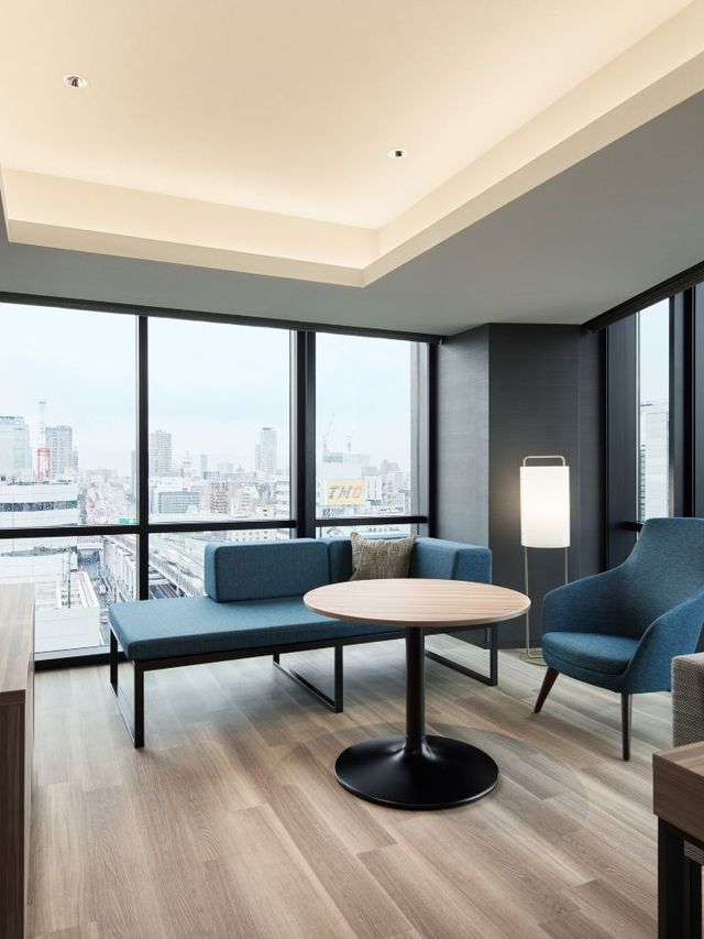 🌸 Osaka's Chic Sleeps: Courtyard Honmachi Highlights! 🏨✨