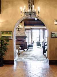 🏰✨ Guangzhou's Hidden Gem: Dragon Lake King Hotel 🌟