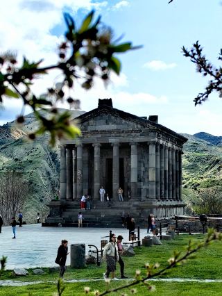 This country is visa-free! Armenia's fifth stop: Garni Temple.