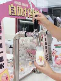 連鈦合金直男都覺得可愛的粉嫩烘焙店。