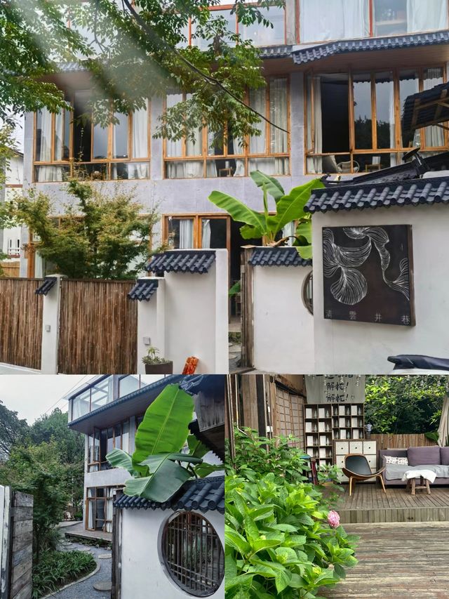 重慶南山上360度全景玻璃山房是這樣的。