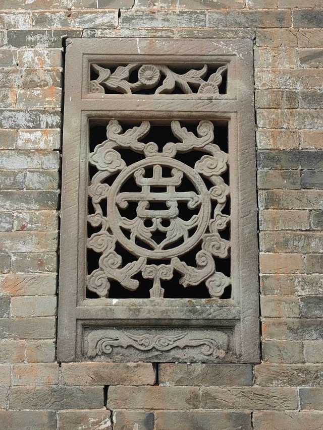 江西廣昌饒家堡雯峰書院。