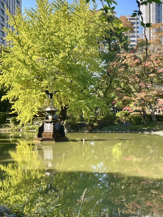 靜謐之中，拾得日比谷之詩