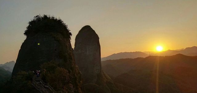 湘楚丹霞與荊楚銀杏嘅夢幻之旅