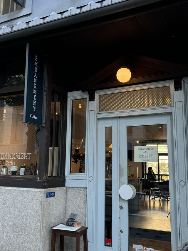 🇯🇵大阪必打卡！京橋河畔獨棟咖啡店Embankment Coffee✨