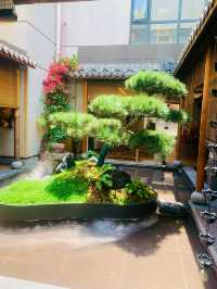 在西山腳下，住進會呼吸的花園酒店