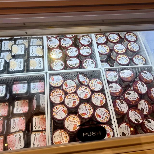 好多國內朋友捧場！近期旺角超火嘅日式放題「殿大喜屋」