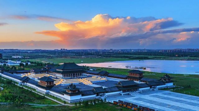 康巴什：一場極致的旅遊盛宴