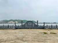 꽝닌 지역 깝띠엔 사원..