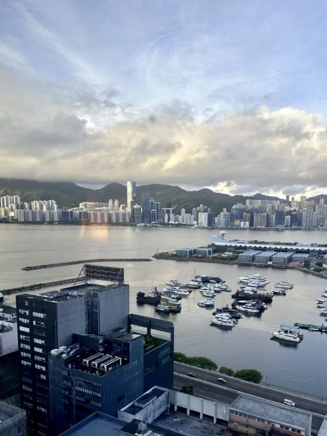 海風裡的悸動瞬間｜香港悅品海景酒店