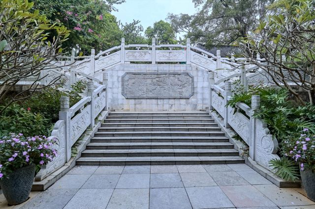 為紀念王陽明先生而建嘅白龍書院