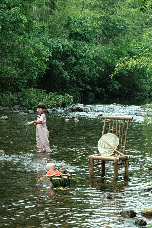 安吉梵隱 | 躲進25℃的夏天，住進山水畫的扉頁裏