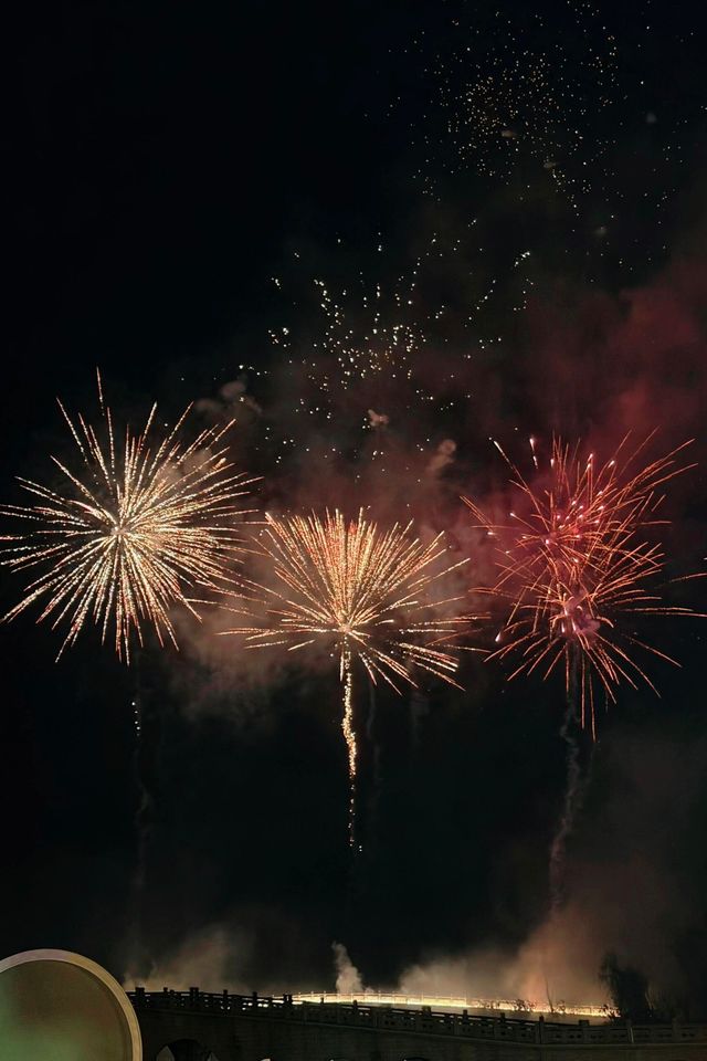 夜泊周莊 | 千盞紅燈入夢來，枕水而眠超治癒
