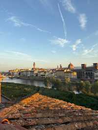 Ideal Riverside Apartment with Rooftop Access