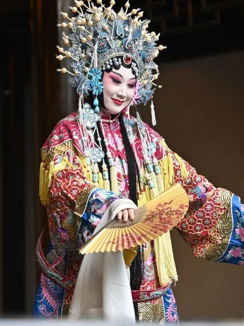 湖北小眾秘境！龍仰書院：雨天看徽派煙雨，白天做非遺手作，承包你的詩意週末:   一、核心亮點速覽  