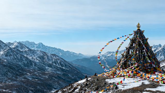 在稻城亞丁的雪域聖境裡，7天解鎖川西的「最後的香格里拉」