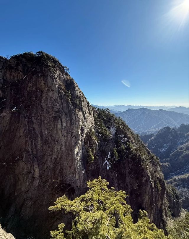 金頂映雲海，仙山藏道心——老君山邀你赴一場天地之約