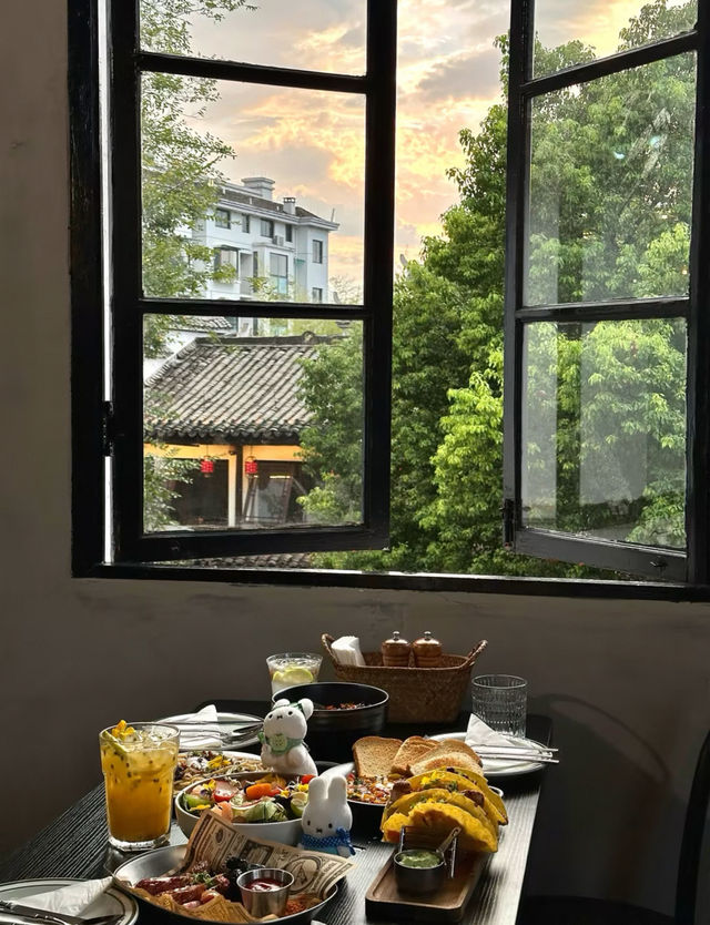 不在國外！金華古樓裡的浪漫西餐廳美到失語