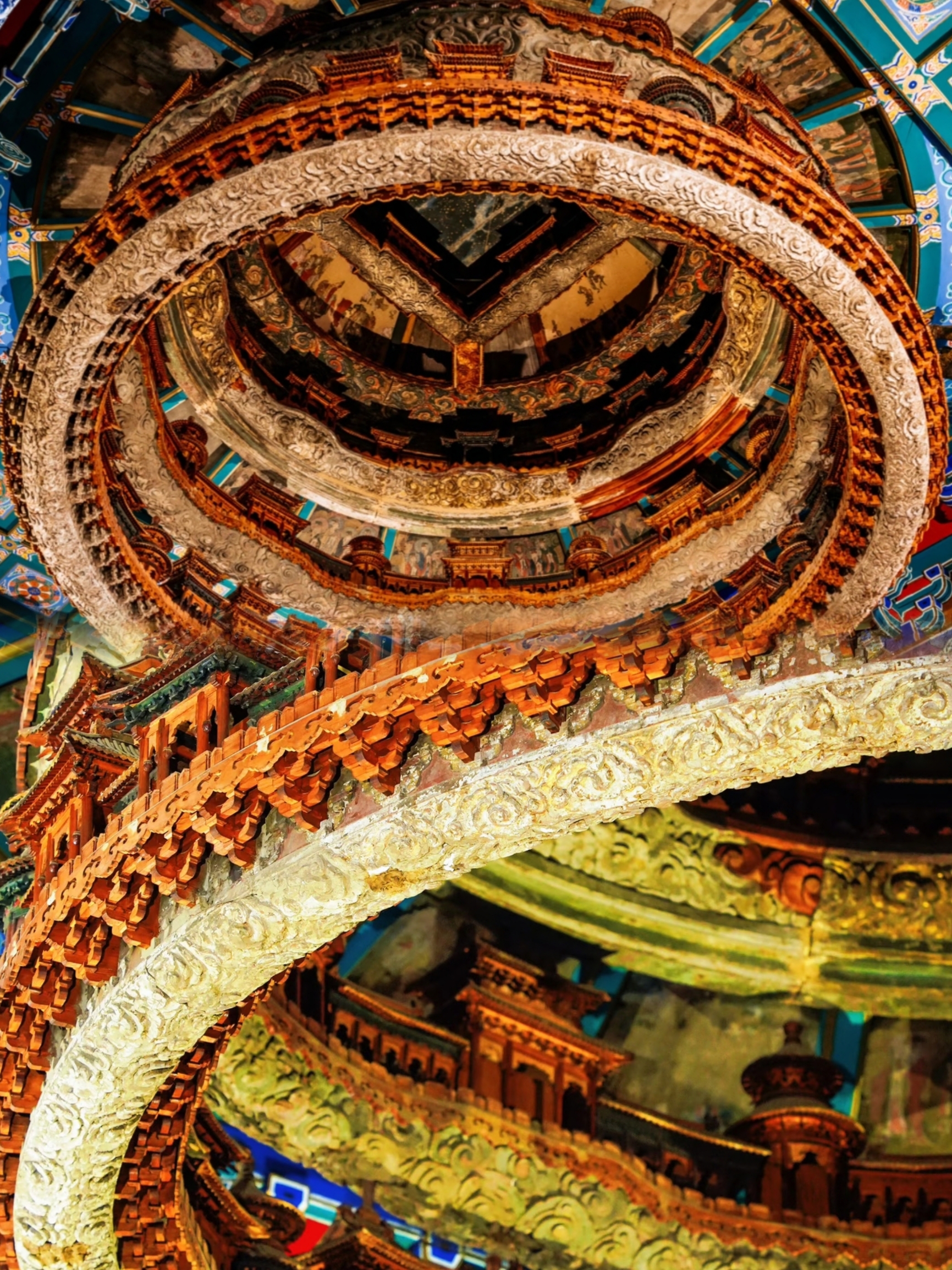 📍Hidden inside Xiannongtan is a "Forbidden City in the Sky"
Many people visit the Forbidden City and the Temple of Heaven.
The Beijing Ancient Architecture Museum is quietly tucked inside Xiannongtan.
There are so few people you can slowly look up all day long.

🌠A starry coffered ceiling that spans ten thousand years
In the Taisui Hall, the moment you look up—
Six layers of dougong brackets rise upward, with heavenly palace pavilions at the four corners.
At the very top is the entire starry sky. Over 1,400 golden stars painted on a deep blue background.
The constellations connect to form the Milky Way, created by Ming Dynasty people based on real astronomical charts.
Standing directly underneath and turning around feels like being covered by the same sky the ancients once gazed upon.

🐉Another low-key masterpiece
The coffered ceiling with a coiling dragon in the Worship Hall.
Carved from a single piece of golden Phoebe wood, depicting a spiraling dragon.
The dragon’s body is covered with gold leaf, and when light filters through the window panes, the scales shimmer softly.

📸Don’t miss these angles

· Shoot upward directly under the coffered ceiling: stand in the center, use a wide-angle lens
· Shoot silhouettes at the side hall archway: backlit, the coffered ceiling’s outline is stunning
· Ancient tree + red wall in front of the Divine Granary: sunlight filters through leaves onto the wall
· Depth of the Qingcheng Palace corridor columns: best light after 3 PM

🗺️Half-day route, no detours

Order: Worship Hall → Taisui Hall (spend more time here) → Divine Kitchen → Viewing Farming Platform → Divine Granary → Qingcheng Palace
Total about 2.5 hours, no rush walking.

⏰Practical info
9:00 AM - 5:00 PM, last entry at 4:30 PM, closed Mondays
Tickets 15 RMB, students 8 RMB
First 200 visitors free every Wednesday
Reserve in advance via official WeChat

🚇Subway Line 8, Tianqiao Station Exit D, 5-minute walk

🍜Two nearby spots for a quick bite

· Gongmenkou Mantou (Tianqiao branch): Sauerkraut vermicelli buns, eight-treasure sticky bean buns, filling meals for just a few yuan
· Tianqiao Guoji Sausage: fried sausage dipped in garlic sauce, a must-buy for old Beijing passersby

⚠️Honest tips

· Best lighting from 2 to 4 PM, the coffered ceiling glows beautifully
· Don’t just photograph the coffered ceiling; the building’s light and shadow are also stunning
· Few people even on weekends, so feel free to visit
· Don’t stress if you can’t get the coffered ceiling fridge magnet
· Bring a light jacket, the museum’s air conditioning is strong

🌌Final words
When the Forbidden City is packed with crowds, here you can quietly look up alone. That Ming Dynasty starry sky is just for you.