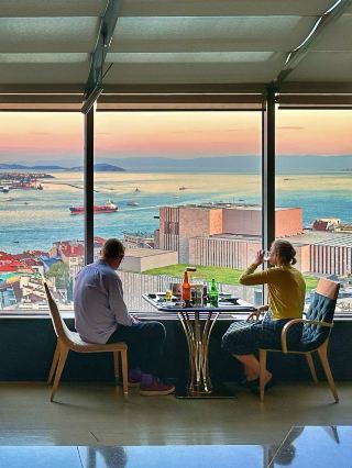 InterContinental Istanbul | Enjoy Stunning Panoramic Views of the Bosphorus Strait