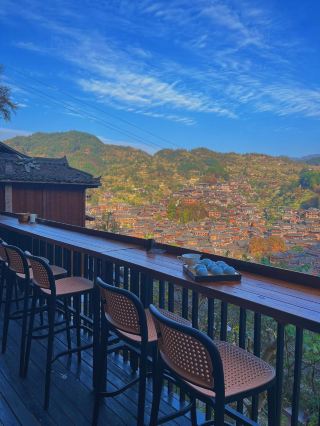 This hotel in Xijiang is the absolute best for family trips!