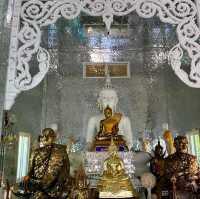 เที่ยววัดคุ้งท่าเลา ชมความอลังการประติมากรรมหนุมาน
