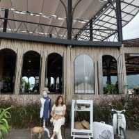คาเฟ่บ้านติดดิน
