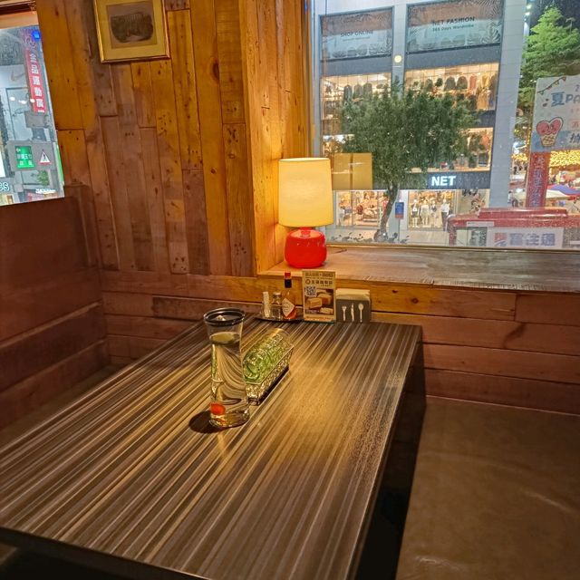 高雄洋城再訪 不同的餐點 一樣的美味 服務好 環境佳 高雄洋城再訪 不同的餐點 一樣的美味 服務好 環境佳