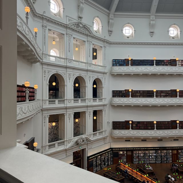 ห้องสมุด State Library Victoria 📚 ✨👀