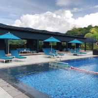 🇲🇾馬來西亞沙巴🏊🏻‍♀️🏊🏻🏊🏻‍♂️打卡拍照泳池飯店📍 Hilton Kota Kinabalu