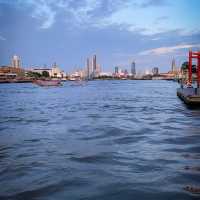 นั่งเรือข้ามฟาก 5 บาท วัดโพธิ์xวัดอรุณ