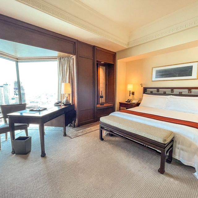The Peninsula Bangkok โรงแรมริมแม่น้ำเจ้าพระยา