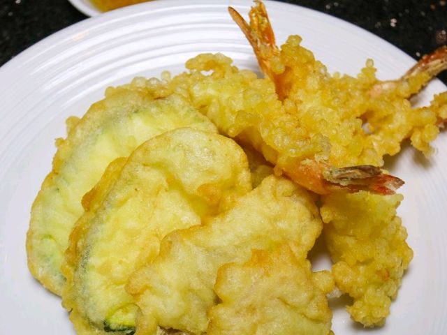 ดินเนอร์บุฟเฟ่ต์ วิวแม่น้ำเจ้าพระยา