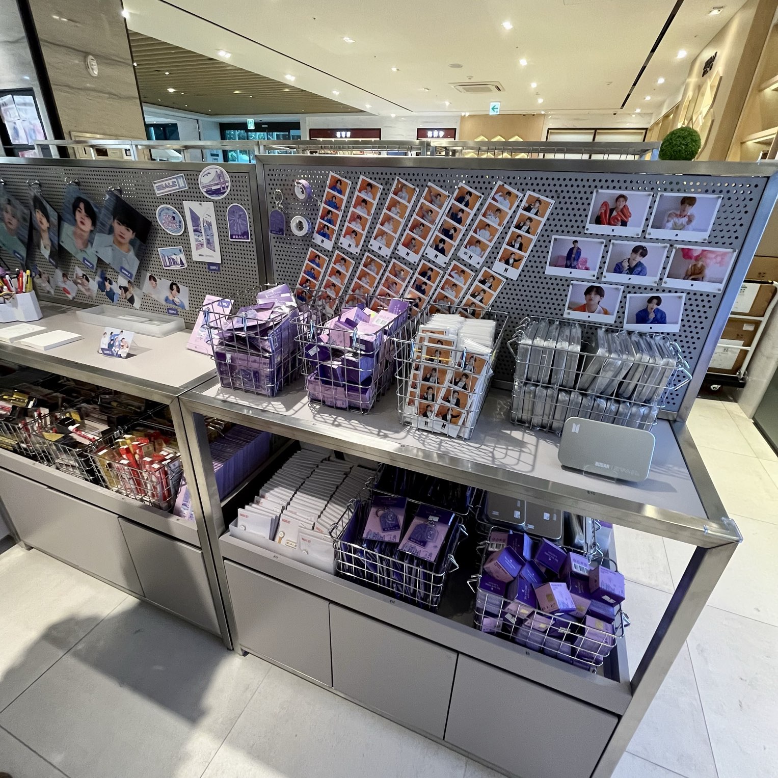 韓国ソウル・明洞】新世界百貨店にある公式BTSストア「SPACE OF BTS 