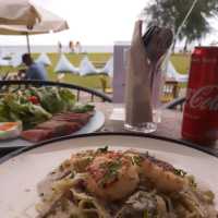 Eureka Beach Cafe Hau-Hin chill วิวทะเล