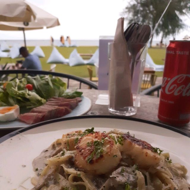 Eureka Beach Cafe Hau-Hin chill วิวทะเล