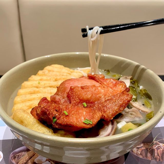 南記期間限定.胡椒•酸菜豬肚湯•雞扒米線 南記期間限定.胡椒•酸菜豬肚湯•雞扒米線