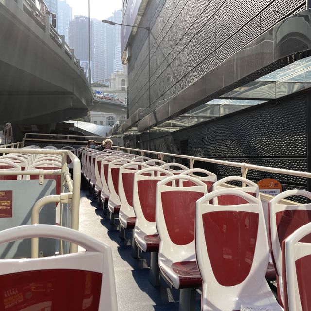 《超值Bigbus開蓬巴士遊+山頂纜車🚠旅行團🎒，$160包食點心餐+開蓬巴士遊+遊覽香港公園+來回山頂纜車連凌霄閣摩天台428入場券🎟️》